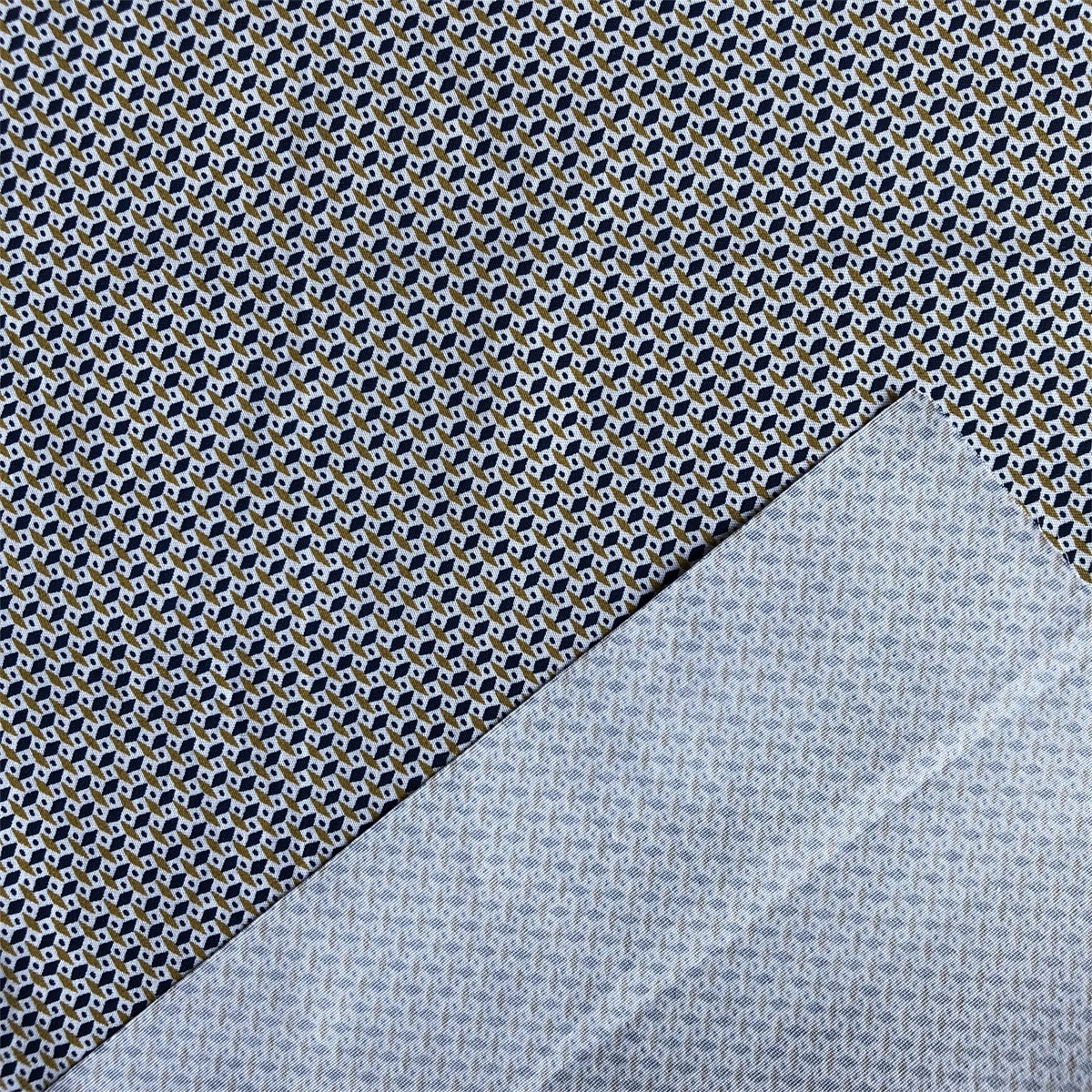 China fashionable pattern Spandex Fabric by compact yarn 98% cotton 2% spandex poplin printed shirts woven stretchy fabric